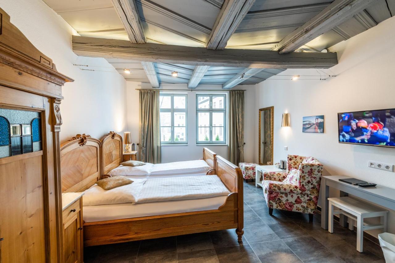Pension Typisch Naumburg Naumburg  Esterno foto